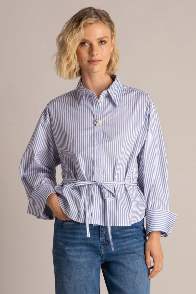 Yest Sona blouse in Morning Blue en offwhite, damesblouse